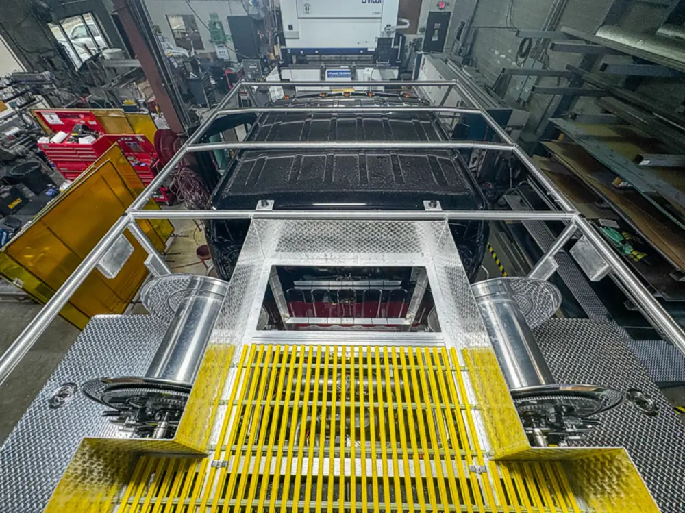 Engine and hose connection hardware detail, photo 29 of 303.